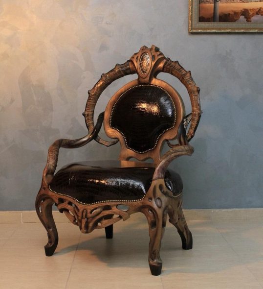 chaise design en bois