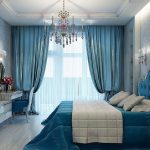 chambre avec rideaux bleus et lit