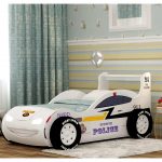 lit de voiture de police pour un garçon