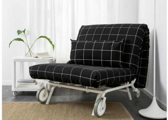 IKEA fauteuil-lit en couleur noire