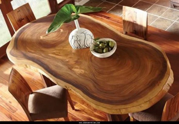 table ovale en bois