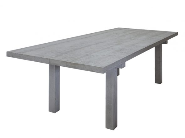 la table est grise