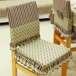 Housses de chaise dans des styles rétro