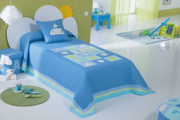 couvre-lit pour bébé