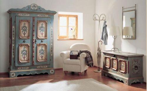 Décoration de meubles dans la chambre dans un style vintage