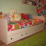 La principale différence entre les lits pour enfants avec tiroirs réside dans la fonctionnalité