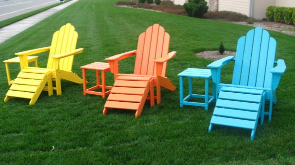 Les meubles de jardin colorés faites-le vous-même