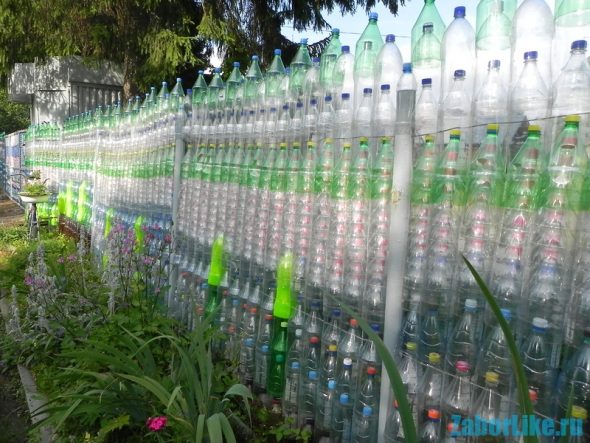 Barrière de bouteille en plastique