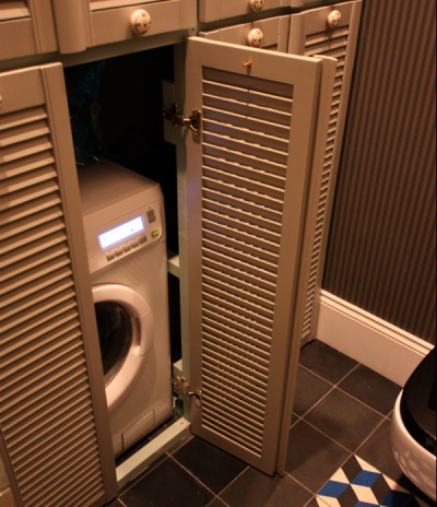 Cabinet pour machines à laver