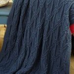 Couverture bleue à tricoter