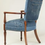 Siège en jean pour une vieille chaise