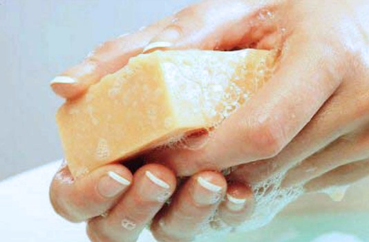Mousse de savon à lessive