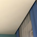 Plafond tendu avec une niche pour les rideaux