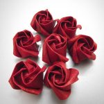 roses de serviettes en papier photo