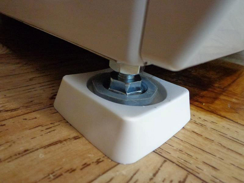 Support anti-vibration pour machine à laver photo