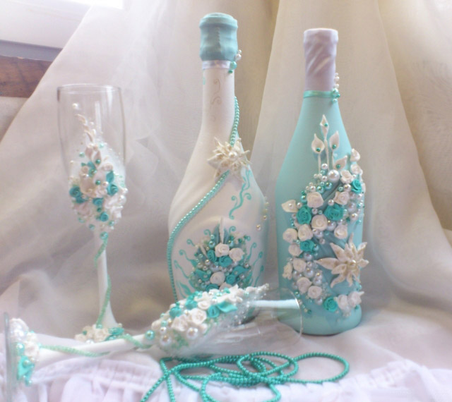 décorer des bouteilles de champagne pour des idées de mariage