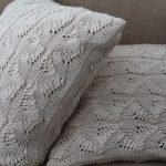 oreiller tricoté pour la maison